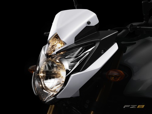 Yamaha FZ8 - Fotogallery - 2